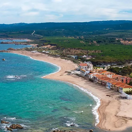 Relaxing Baia Dei Mirti B4 1 Bedroom Sleeps 4 -bilo-4 Apartment Vignola Mare