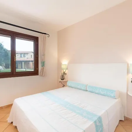 Apartmán Relaxing Baia Dei Mirti B4 1 Bedroom Sleeps 4 -bilo-4 *