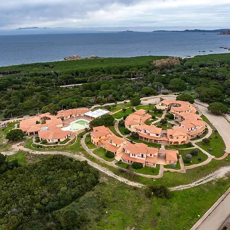 Relaxing Baia Dei Mirti B4 1 Bedroom Sleeps 4 -bilo-4