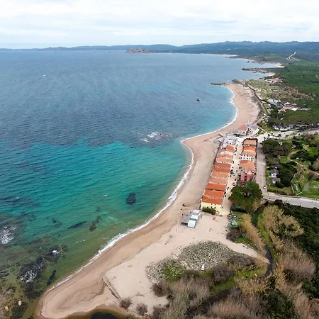 Relaxing Baia Dei Mirti B4 1 Bedroom Sleeps 4 -bilo-4 * Vignola Mare