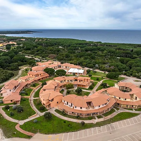 Relaxing Baia Dei Mirti B4 1 Bedroom Sleeps 4 -bilo-4 公寓